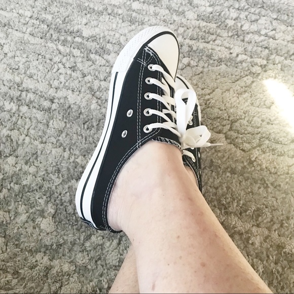 Sporty Canvas Lace Up Slides Size 7 1/2 - Picture 4 of 4